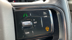 Land Rover Range Rover Evoque 2.0 D200 R-Dynamic SE 5dr Auto Diesel Hatchback